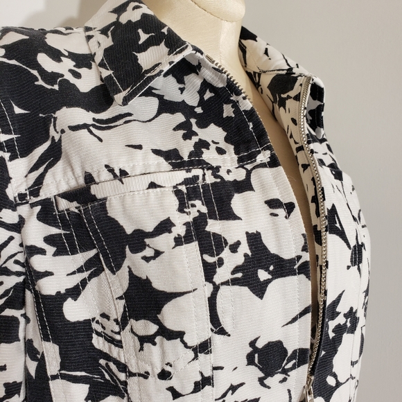 Jones NY Signature jacket size Small - Picture 8 of 8